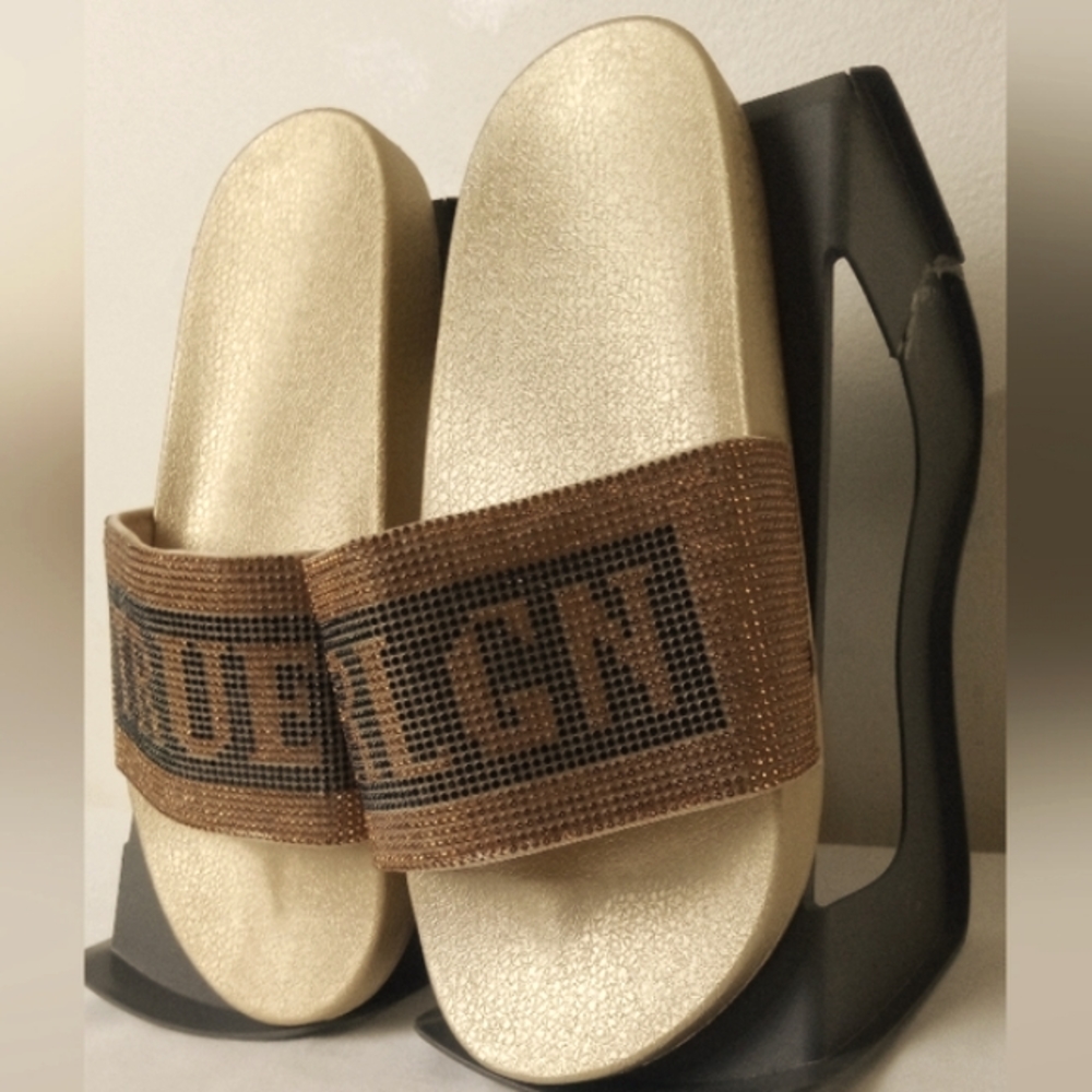 True Religion Gold And Black Blinging Jasmin Slides US 9 - Picture 6 of 16